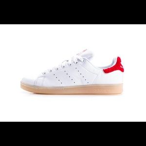 Adidas Stan Smiths Fuzzy Red Heel